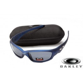 dark oakley sunglasses