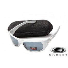 cheap oakley sunglasses free shipping
